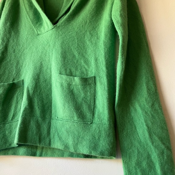 J.Crew 100% Cashmere Sweater - Picture 2 of 3